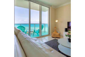 3901 S Ocean Dr #11z, Hollywood, FL 33019, Sold 10/25/22