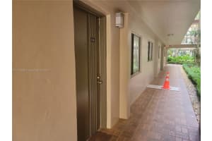 8540 SW 133rd Avenue Rd APT 114, Miami, FL 33183, Sold 05/25/22