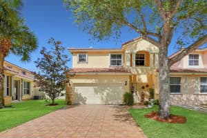 824 NW 131st Ave #824, Pembroke Pines, FL 33028, Sold 05/03/22