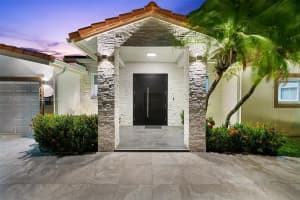2469 SE 10th Ct, Pompano Beach, FL 33062, Sold 05/10/22