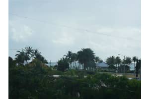 400 N Riverside Dr APT 302, Pompano Beach, FL 33062, Sold 05/02/22