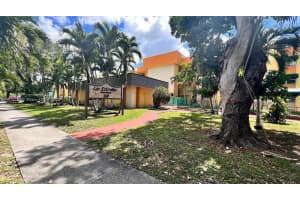 606 W 81st St APT 302, Hialeah, FL 33014, Sold 05/17/22