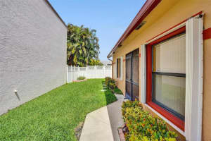 107 Azalea Cir, Boynton Beach, FL 33436, Sold 05/16/22