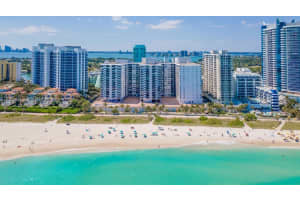 6039 Collins Ave PH 21, Miami Beach, FL 33140, Sold 05/03/22