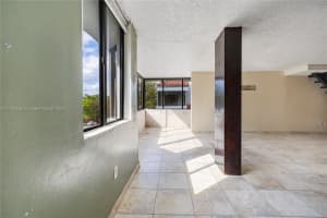 8215 SW 152nd Ave # G-418, Miami, FL 33193, Sold 05/27/22