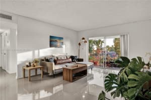 13709 SW 91st Ct # 32-1, Miami, FL 33176, Sold 05/10/22