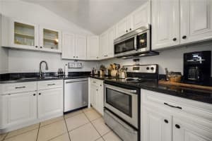 2048 NW 164th Ave, Pembroke Pines, FL 33028, Sold 05/17/22