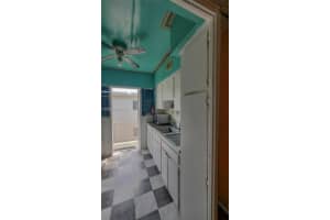 800 W 42 St #4b, Miami Beach, FL 33140, Sold 06/03/22
