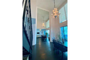 60 SW 13th St #4004, Miami, FL 33130, Sold 05/18/22