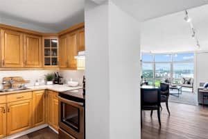 3375 N Country Club Dr APT 1608, Aventura, FL 33180, Sold 04/25/22