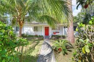 7220 SW 52nd Ct, Miami, FL 33143, Sold 06/30/22