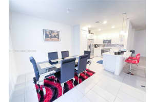 8024 NW 105th Ct, Doral, FL 33178, Sold 05/13/22
