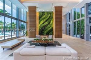 16385 Biscayne Blvd #819, North Miami Beach, FL 33160, Sold 12/19/22