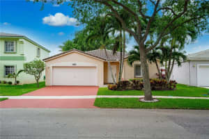 10406 SW 24th St, Miramar, FL 33025, Sold 06/14/22