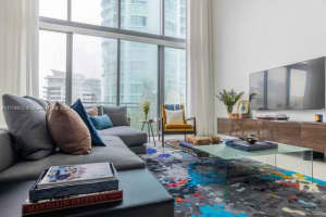 6000 Collins Ave APT 522, Miami Beach, FL 33140, Sold 05/18/22