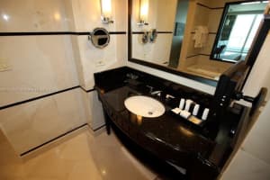 4391 Collins Ave #1712, Miami Beach, FL 33140, Sold 04/03/23
