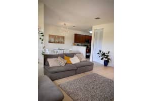 10600 NW 88th St APT 202, Doral, FL 33178, Sold 05/17/22