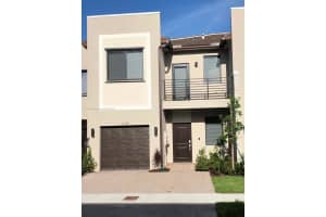 NE 2nd Ct, Miami, FL, Sold 05/05/22