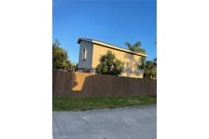 18499 NW 52nd Path, Miami Gardens, FL 33055, Sold 05/27/22