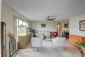 202 W High Point Terrace, Delray Beach, FL 33445, Sold 05/16/22