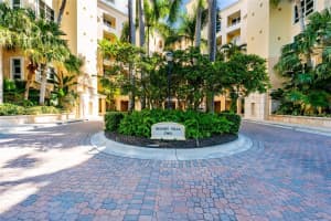 713 Crandon Blvd PH 4, Key Biscayne, FL 33149, Sold 04/29/22