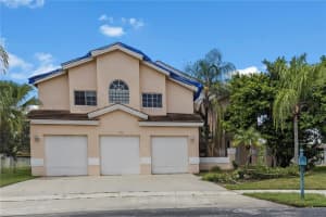 910 NW 199th Terrace, Pembroke Pines, FL 33029, Sold 12/29/22