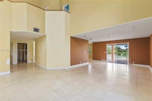 910 NW 199th Terrace, Pembroke Pines, FL 33029, Sold 12/29/22