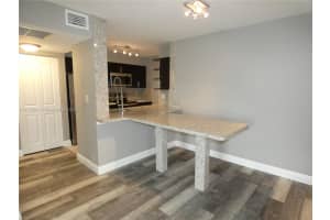 2831 N Oakland Forest Dr APT 101, Oakland Park, FL 33309, Sold 05/06/22