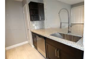 2831 N Oakland Forest Dr APT 101, Oakland Park, FL 33309, Sold 05/06/22