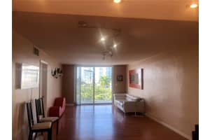 1045 10th St APT 604, Miami Beach, FL 33139, Sold 06/28/22