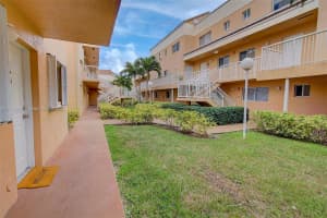 14901 SW 80th St APT 103, Miami, FL 33193, Sold 05/04/22