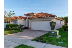 7488 Parkside Ln, Margate, FL 33063, Sold 04/19/22