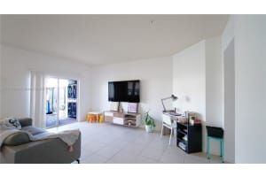 8930 NW 97th Ave APT 103, Medley, FL 33178, Sold 05/24/22