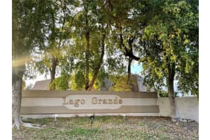 2513 W 64th Pl, Hialeah, FL 33016, Sold 05/06/22