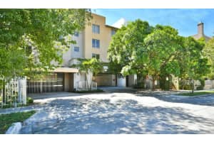 2630 SW 28th St APT 10, Miami, FL 33133, Sold 05/24/22