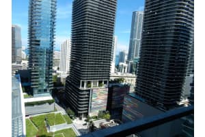 88 SW 7th St Apt 2105, Miami, FL 33130, Sold 04/08/22