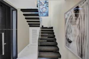 2830 N Ocean Dr, Hollywood, FL 33019, Sold 05/16/22
