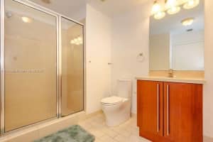 1111 SW 1st Ave, Miami, FL 33130, Sold 05/03/22