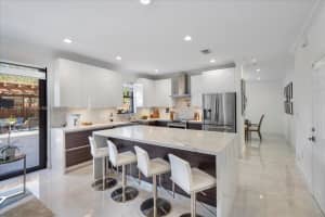 15441 SW 176th Ln, Miami, FL 33187, Sold 04/22/22