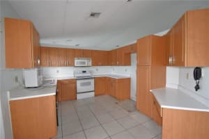 10711 NW 18th Ct, Plantation, FL 33322, Sold 06/27/22