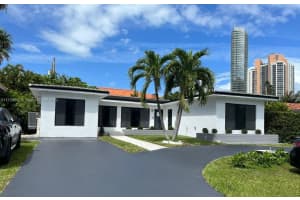 241 186th St, Sunny Isles Beach, FL 33160, Sold 07/25/22