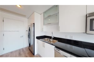 60 SW 13th St #1419, Miami, FL 33130, Sold 05/02/22