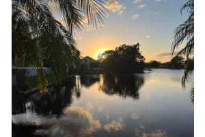 1510 SW 98th Ave, Pembroke Pines, FL 33025, Sold 05/18/22