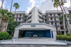520 SE 12th St APT 102, Dania Beach, FL 33004, Sold 05/12/22
