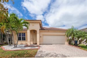 23824 SW 107th Pl, Homestead, FL 33032, Sold 05/04/22