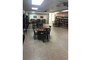 17021 N Bay Rd APT 329, Sunny Isles Beach, FL 33160, Sold 06/01/22