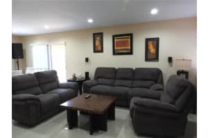 19217 NW 53rd Cir Pl, Miami Gardens, FL 33055, Sold 06/01/22