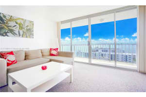 7601 E Treasure Dr APT 1906, North Bay Village, FL 33141, Sold 07/06/22