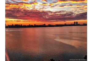7501 E Treasure Dr #8k, North Bay Village, FL 33141, Sold 07/12/22