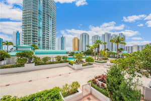 16500 Collins Ave APT 451, Sunny Isles Beach, FL 33160, Sold 10/28/22